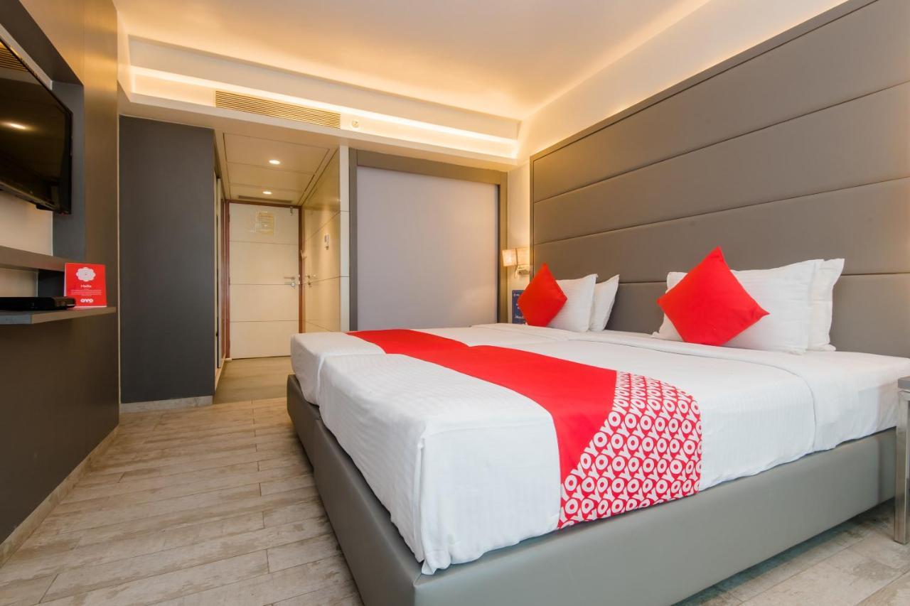 Grand Mookambika Hotel Navi Mumbai Ngoại thất bức ảnh