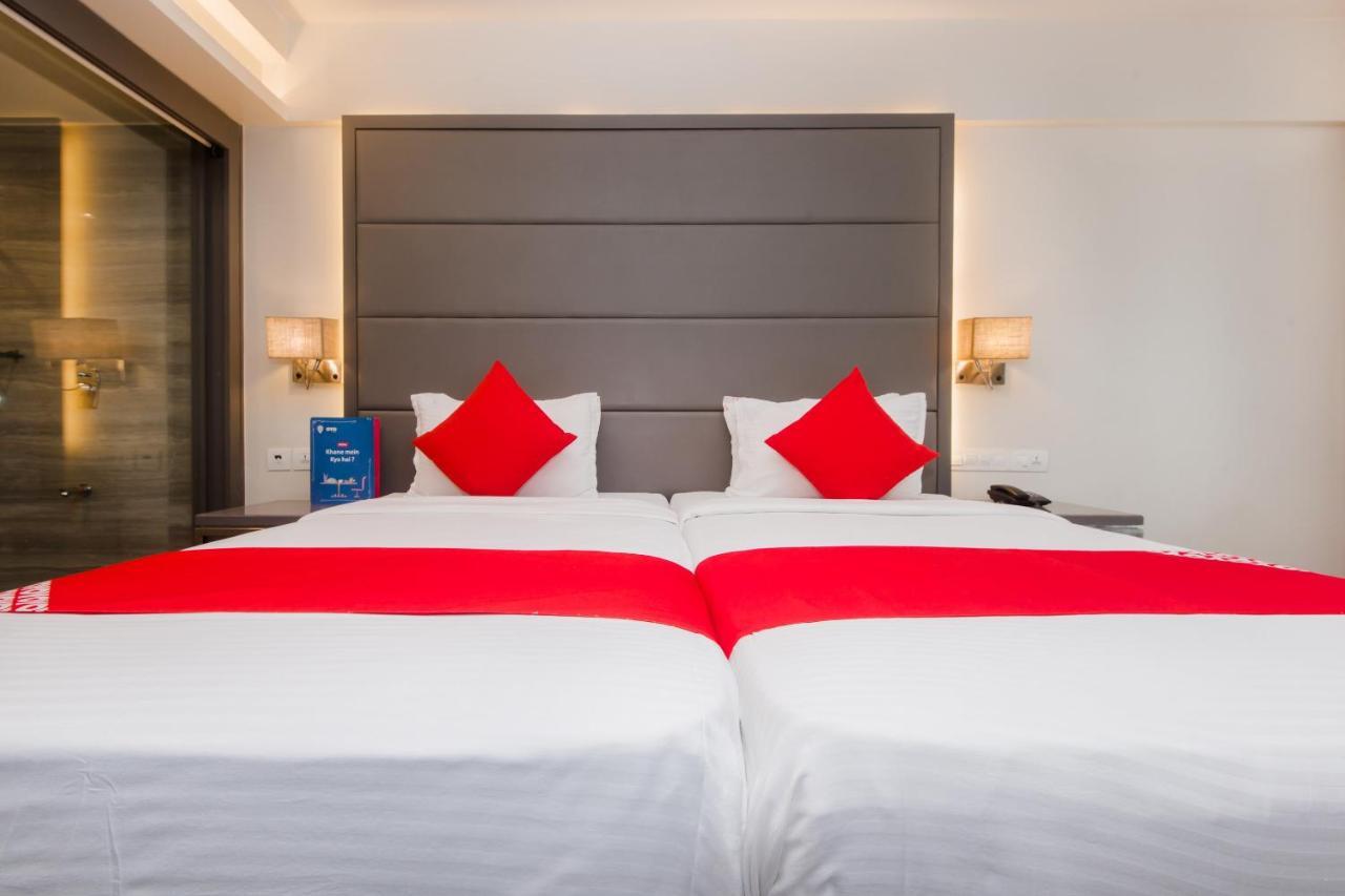 Grand Mookambika Hotel Navi Mumbai Ngoại thất bức ảnh